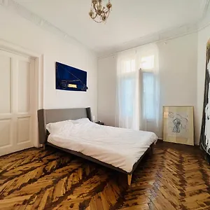 Sada Art Gallery Bucharest